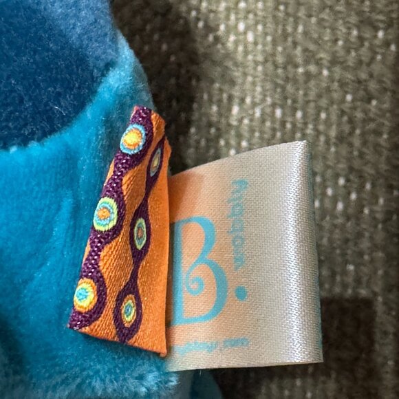 B. Toys Wobble 'n Go Woofer Interactive Animated Plush Toy, Blue Dog - Picture 12 of 16